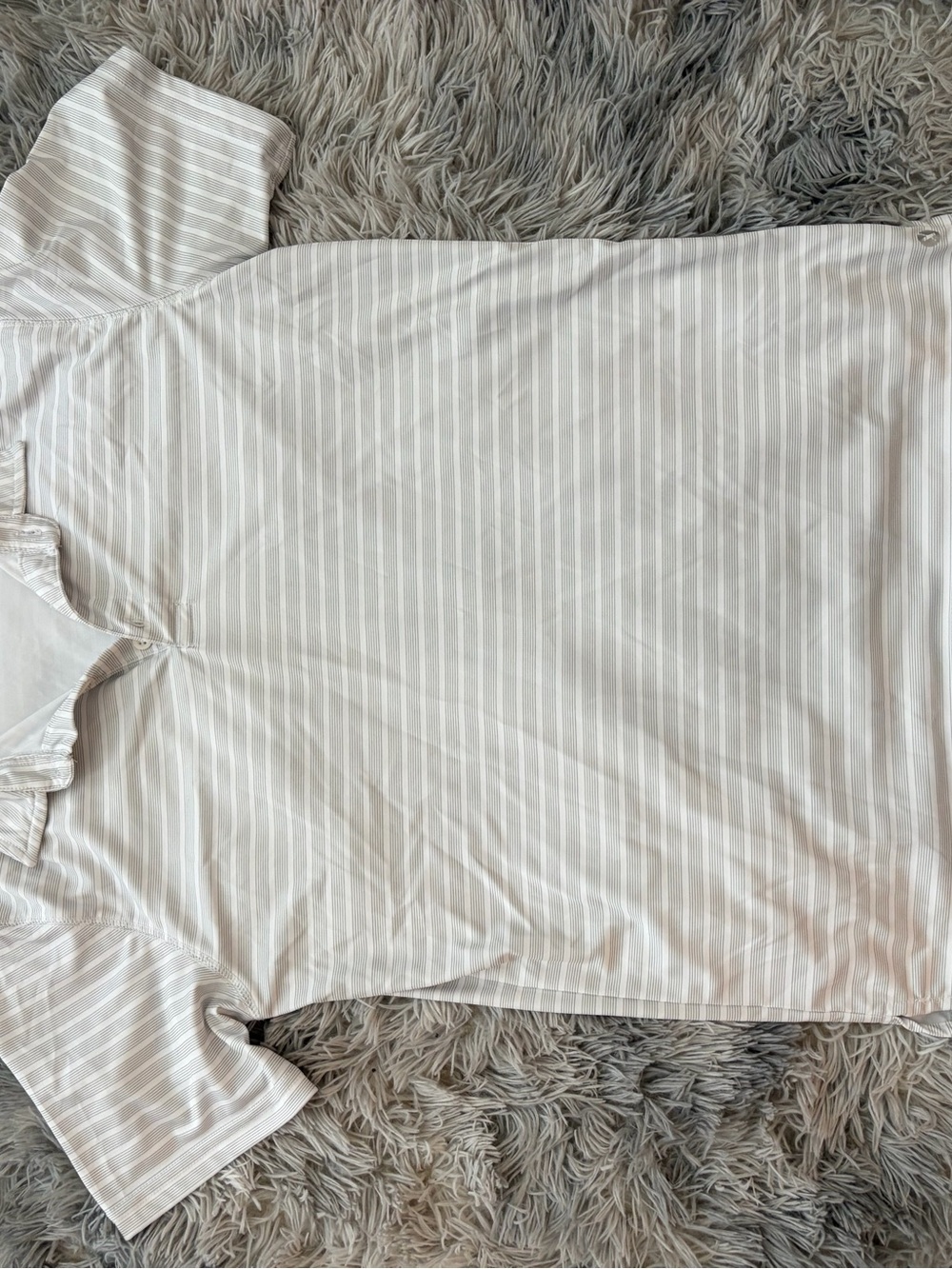Xersion White Lightweight Short Sleeve Top